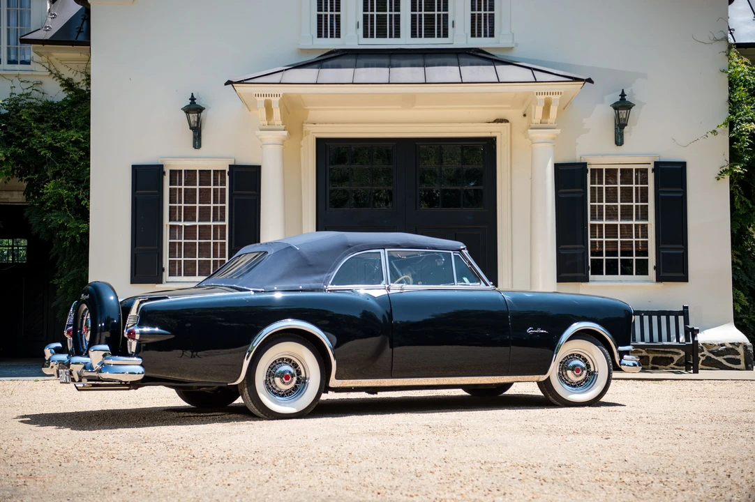 1952 Packard Caribbean - Image 6 of 31