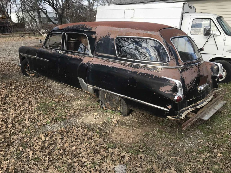 1952 Packard - Image 3 of 16