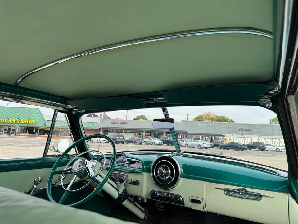 1952 Pontiac Catalina 1st Gen - Image 30 of 31