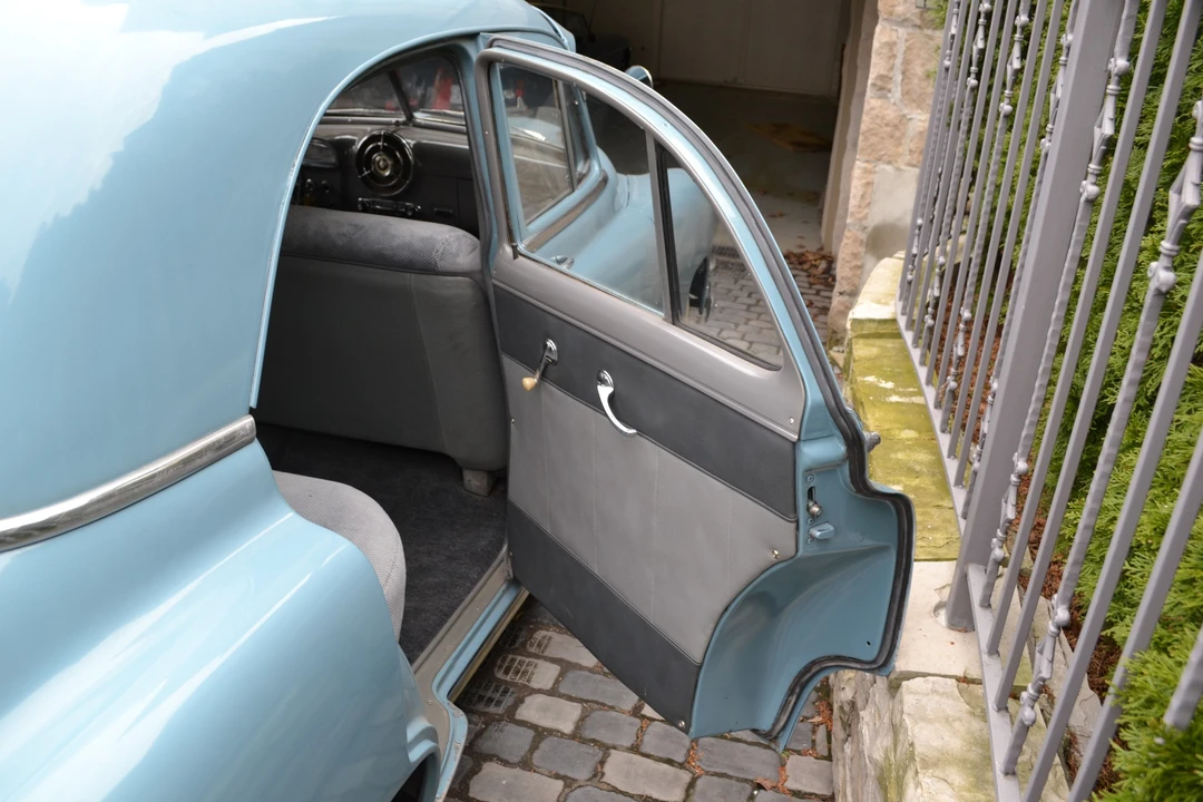 1952 Pontiac Chieftain - Image 21 of 31