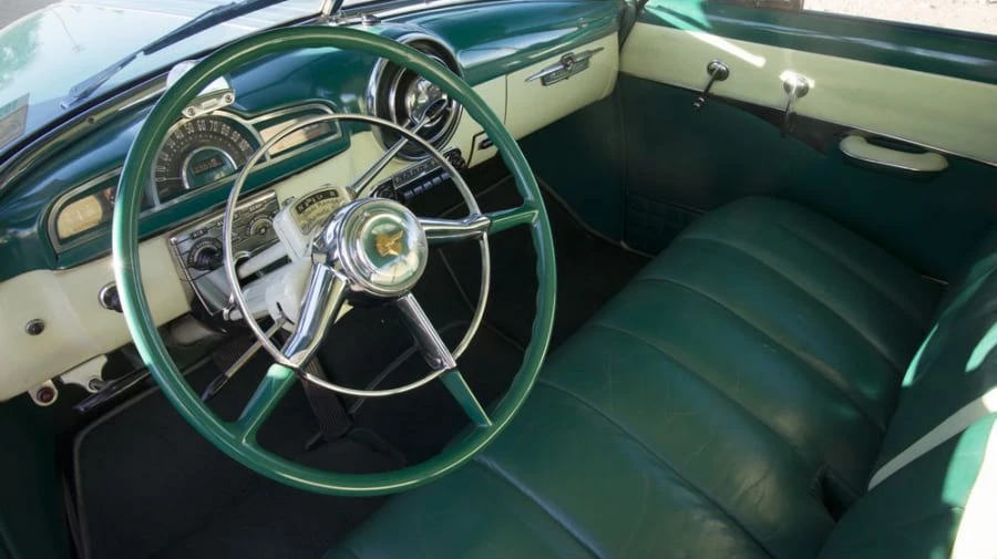 1952 Pontiac Chieftain - Image 4 of 12