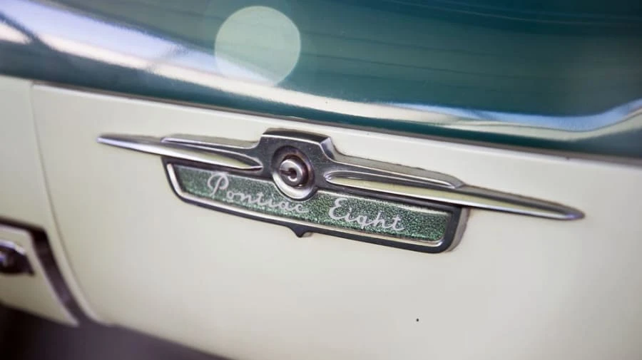 1952 Pontiac Chieftain - Image 9 of 12