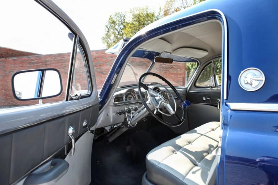 1952 Pontiac Chieftain - Image 4 of 12