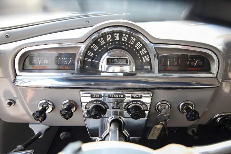 1952 Pontiac Chieftain - Image 6 of 12