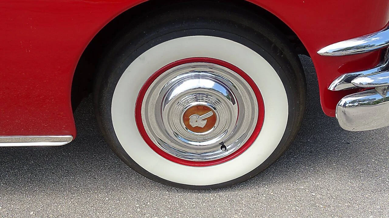 1952 Pontiac Chieftain - Image 23 of 31