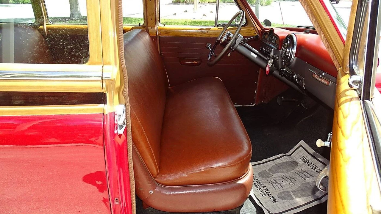 1952 Pontiac Chieftain - Image 30 of 31