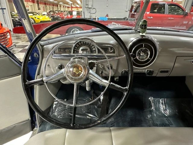 1952 Pontiac Chieftain - Image 10 of 21