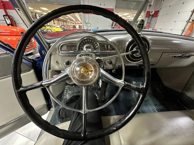 1952 Pontiac Chieftain - Image 11 of 21