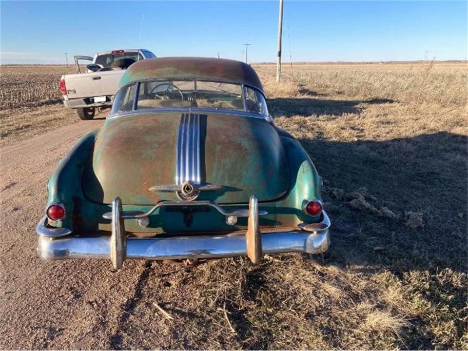 1952 Pontiac Chieftain - Image 2 of 24