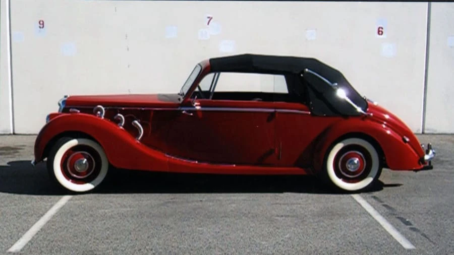 1952 Riley - Image 2 of 4