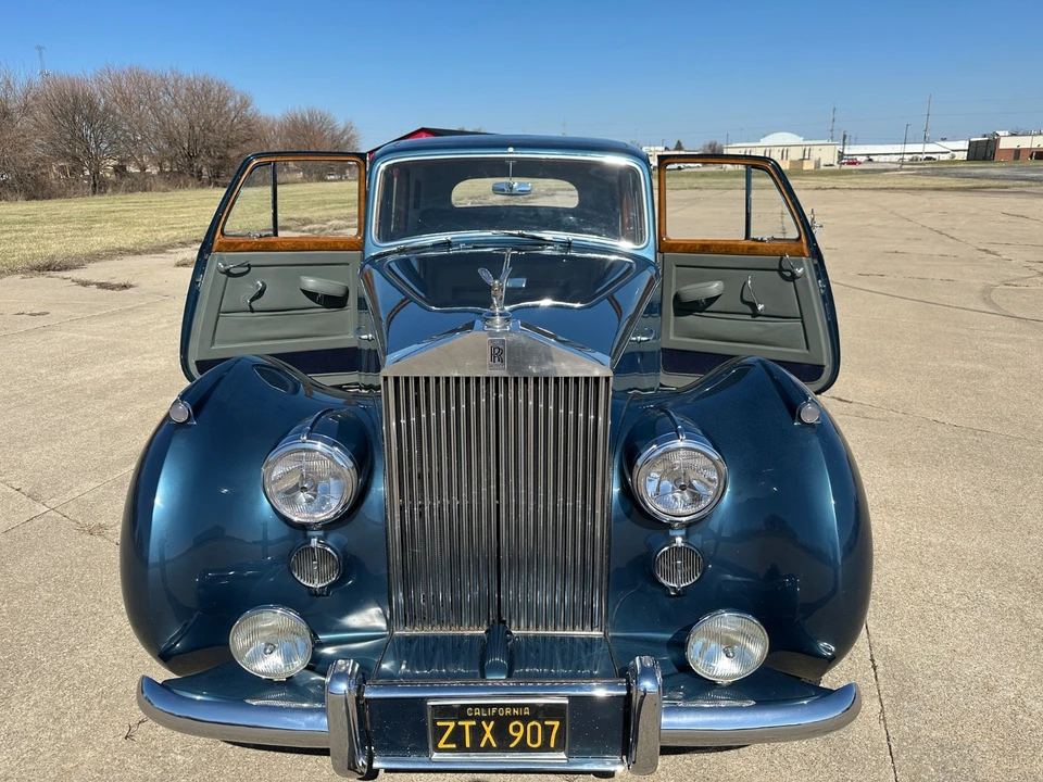 1952 Rolls-Royce Silver Dawn - Image 13 of 20