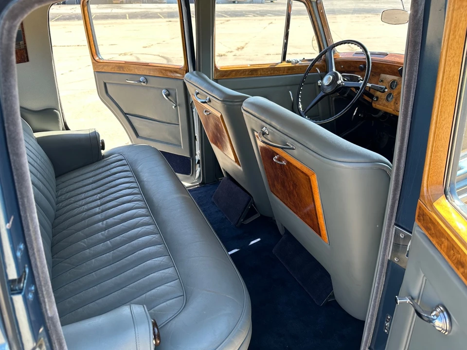 1952 Rolls-Royce Silver Dawn - Image 16 of 20