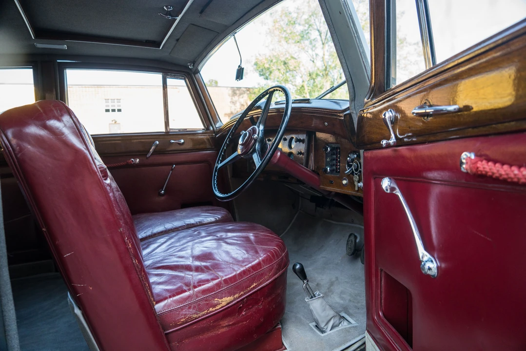 1952 Rolls-Royce Silver Wraith I - Image 4 of 31