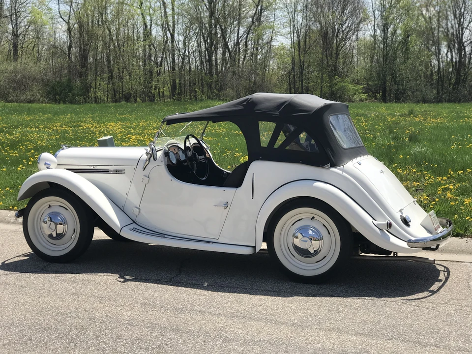 1952 Singer - Image 7 of 31