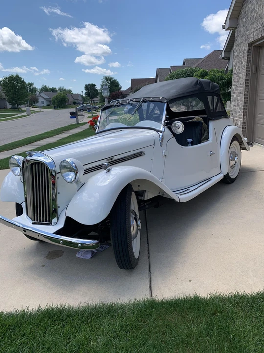 1952 Singer - Image 2 of 31