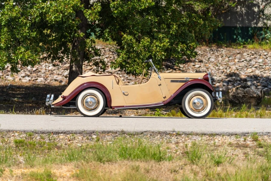 1952 Singer - Image 2 of 17