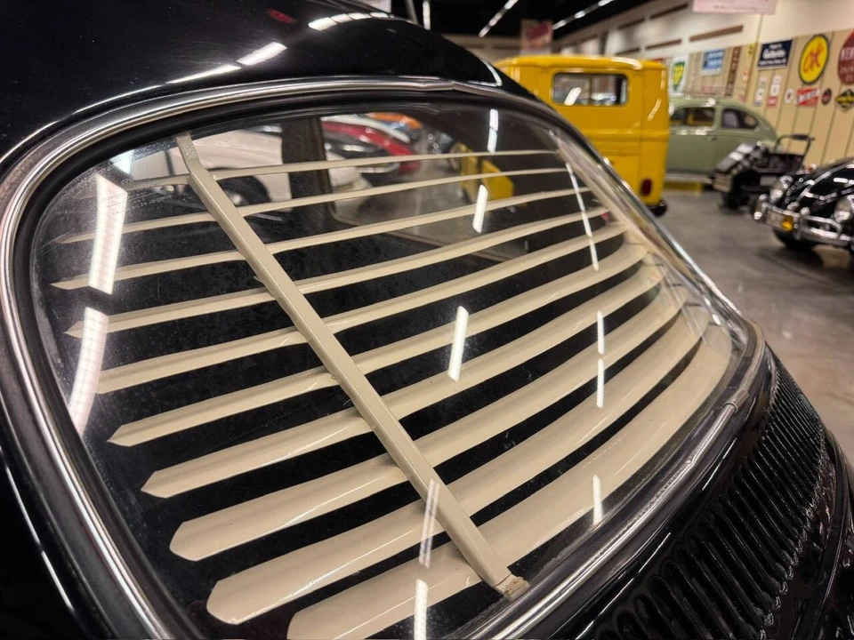 1952 Volkswagen Beetle (Split Window) - Image 16 of 21