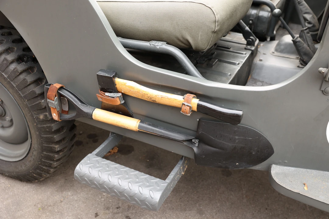 1952 Willys M38 & M38A1 - Image 2 of 8