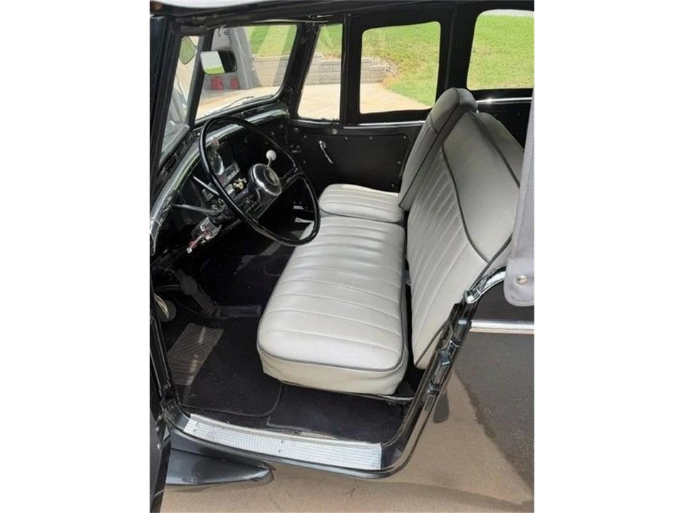 1952 Willys Jeepster - Image 7 of 15