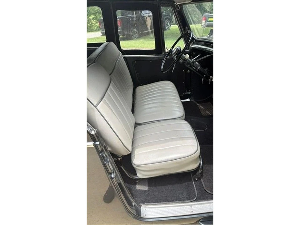 1952 Willys Jeepster - Image 9 of 15