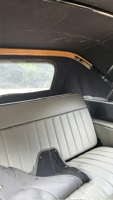 1952 Willys Jeepster - Image 11 of 15
