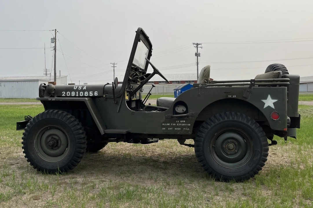 1952 Willys M38 & M38A1 - Image 3 of 31