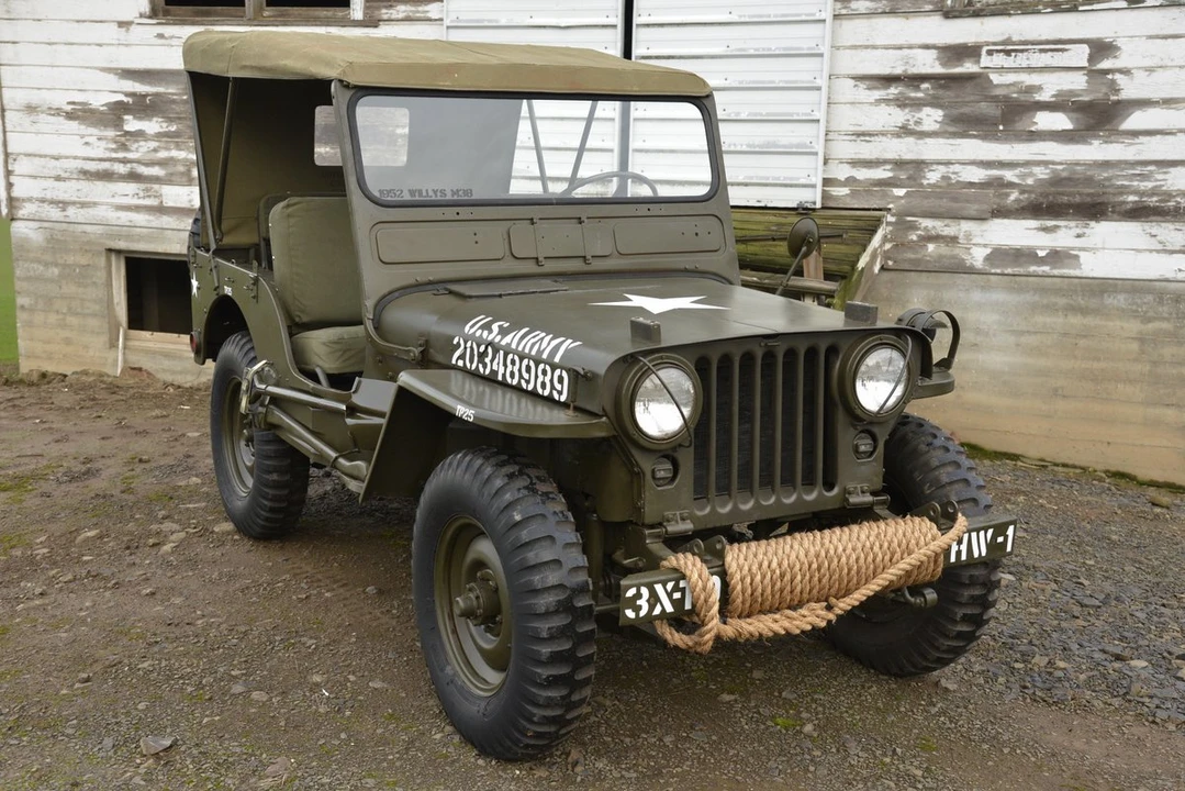 1952 Willys M38 & M38A1 - Image 4 of 31