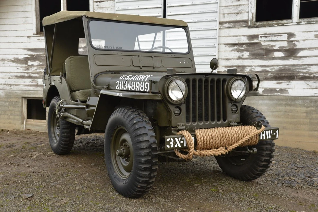1952 Willys M38 & M38A1 - Image 3 of 31
