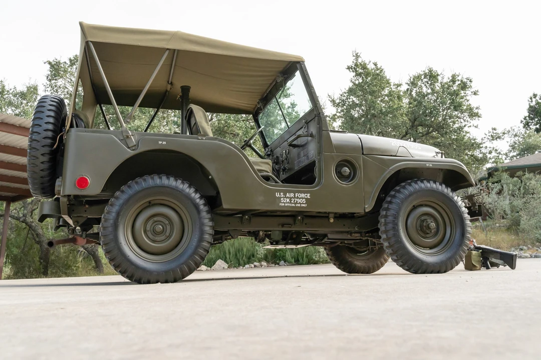 1952 Willys M38 & M38A1 - Image 8 of 31
