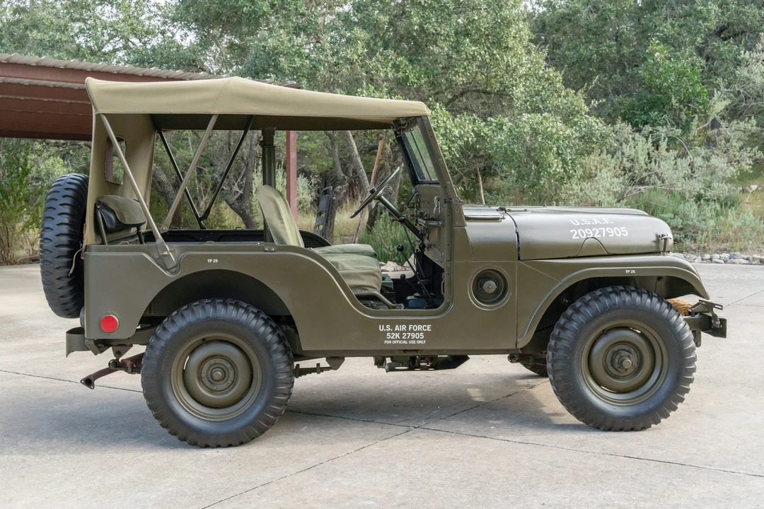 1952 Willys M38 & M38A1 - Image 9 of 31