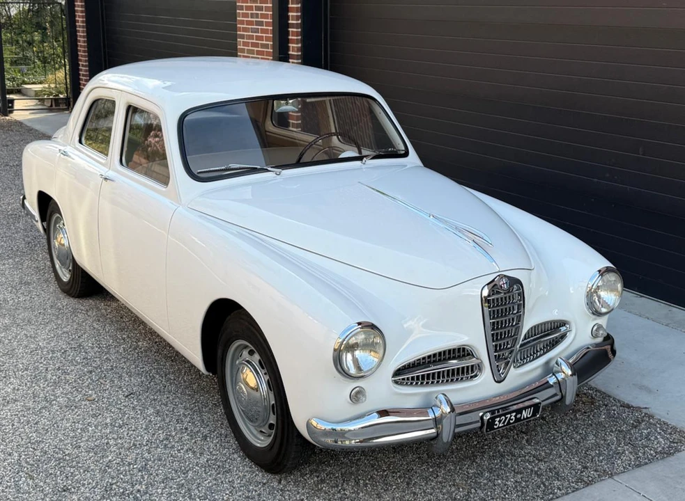 1953 Alfa Romeo 1900 - Image 24 of 31