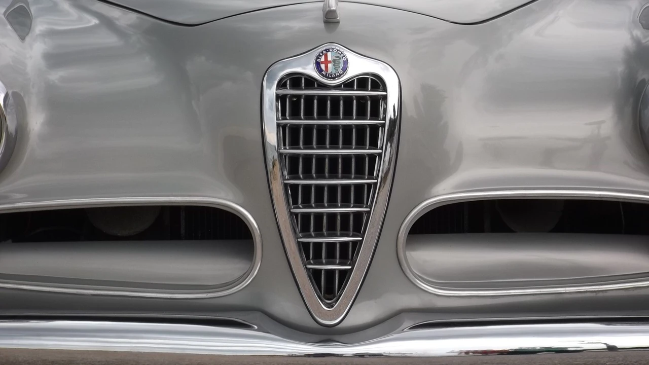 1953 Alfa Romeo 1900 - Image 12 of 31