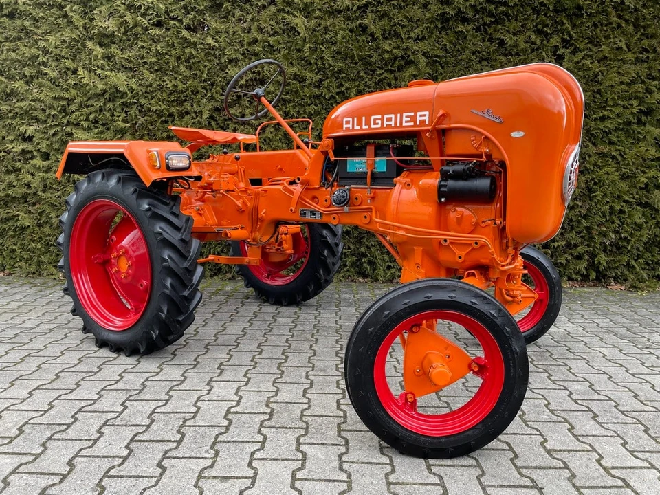 1953 Porsche Tractors - Image 7 of 31