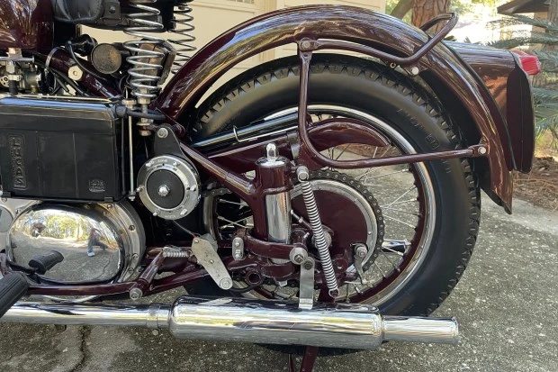 1953 Ariel Motorcycles - Image 6 of 7