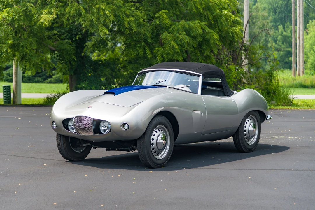 1953 Arnolt - Image 2 of 31