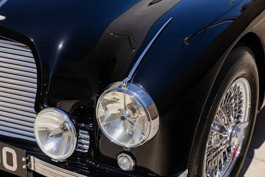 1953 Aston Martin DB1 & DB2 & DB2/4 & DB Mark III - Image 23 of 31