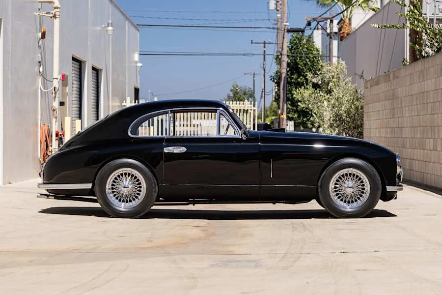 1953 Aston Martin DB1 & DB2 & DB2/4 & DB Mark III - Image 26 of 31