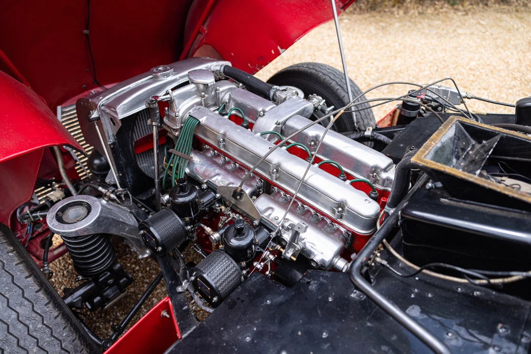 1953 Aston Martin DB1 & DB2 & DB2/4 & DB Mark III - Image 24 of 31