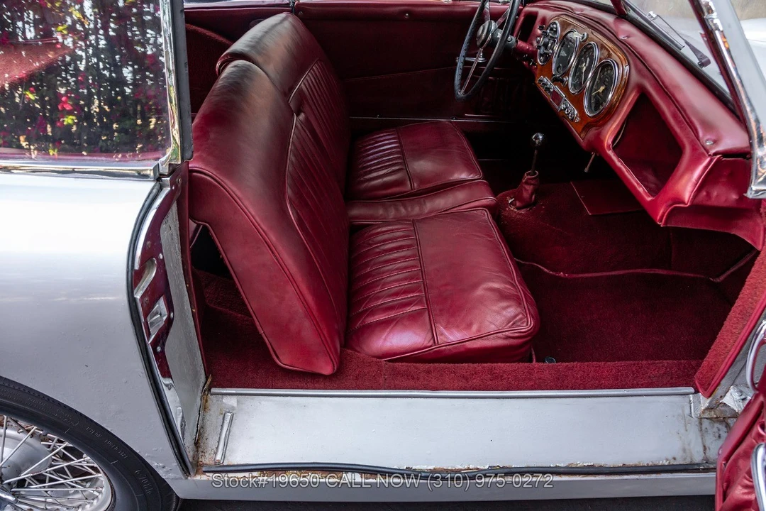 1953 Aston Martin DB1 & DB2 & DB2/4 & DB Mark III - Image 25 of 31