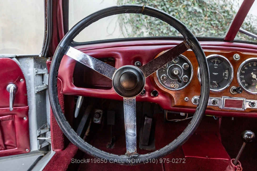 1953 Aston Martin DB1 & DB2 & DB2/4 & DB Mark III - Image 24 of 31