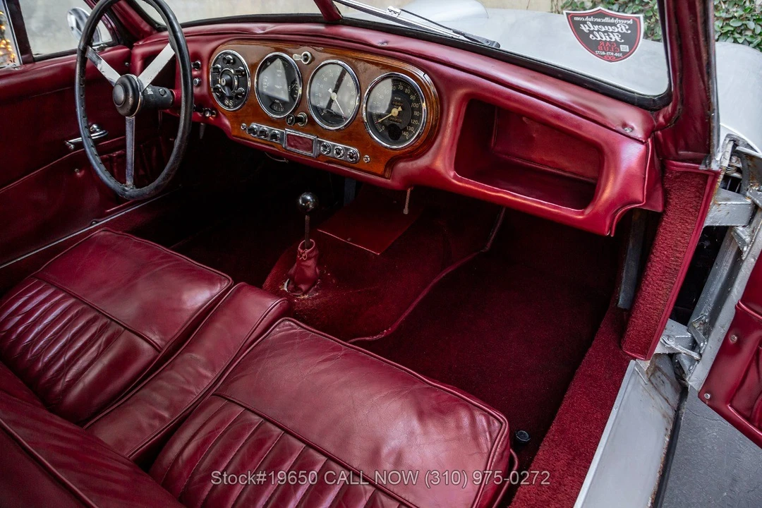 1953 Aston Martin DB1 & DB2 & DB2/4 & DB Mark III - Image 27 of 31