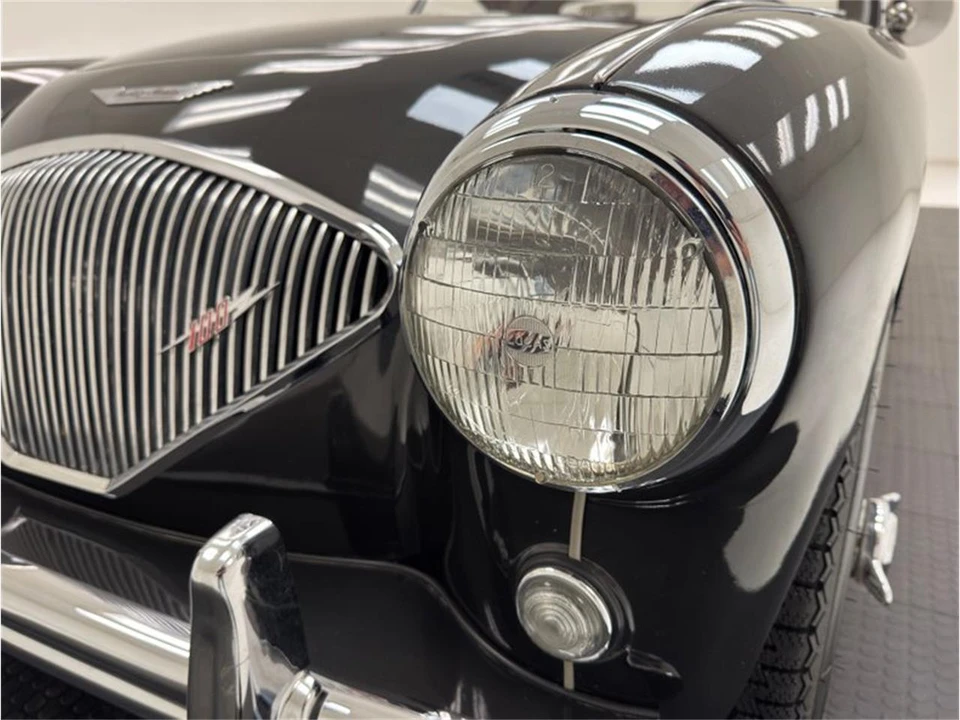 1953 Austin-Healey 100 - Image 15 of 31