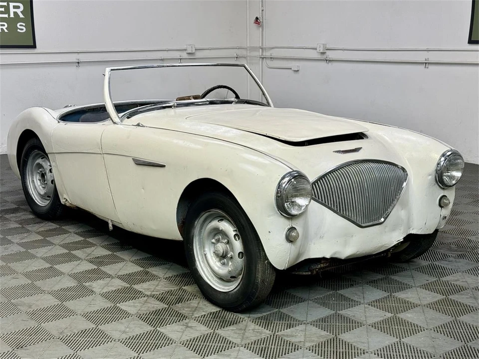1953 Austin-Healey 100 - Image 2 of 31