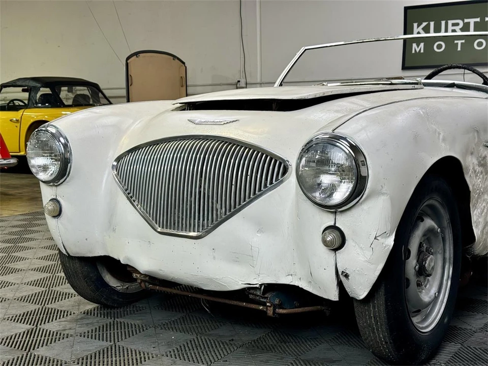 1953 Austin-Healey 100 - Image 6 of 31