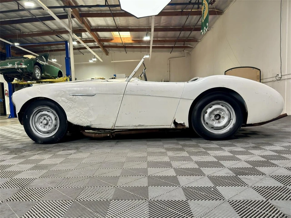 1953 Austin-Healey 100 - Image 16 of 31