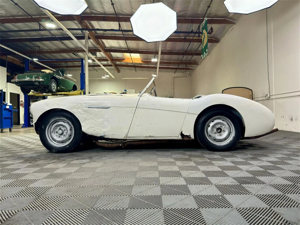 1953 Austin-Healey 100 - Image 17 of 31