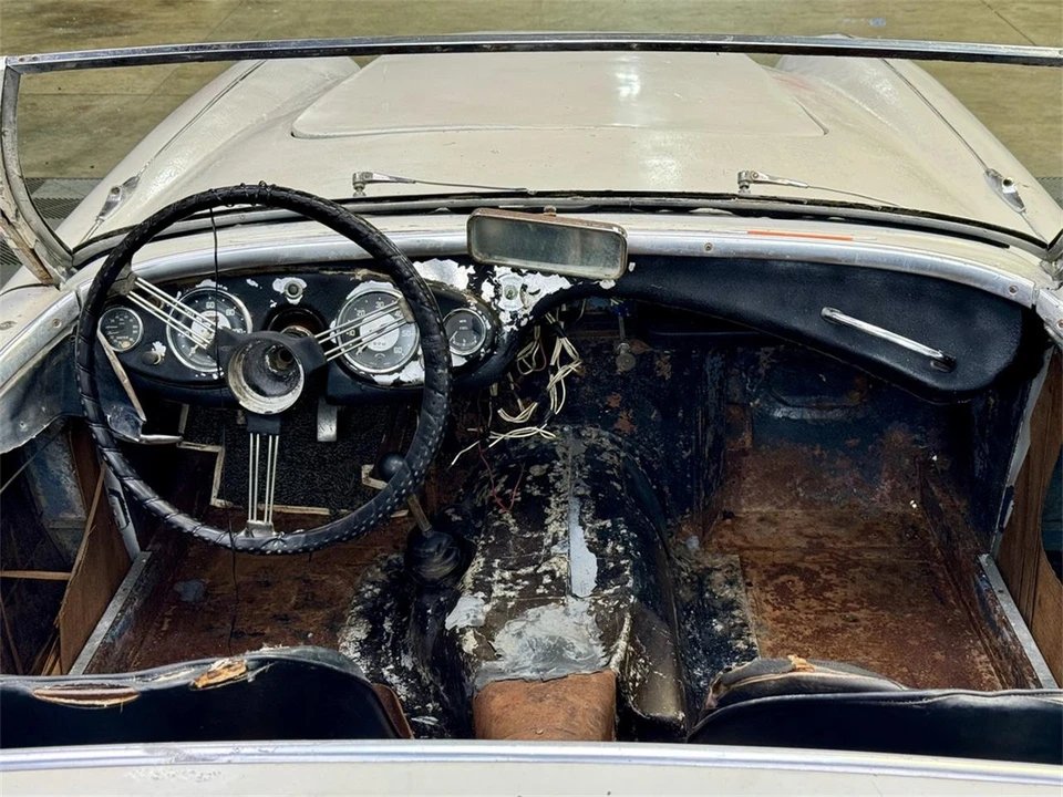1953 Austin-Healey 100 - Image 26 of 31