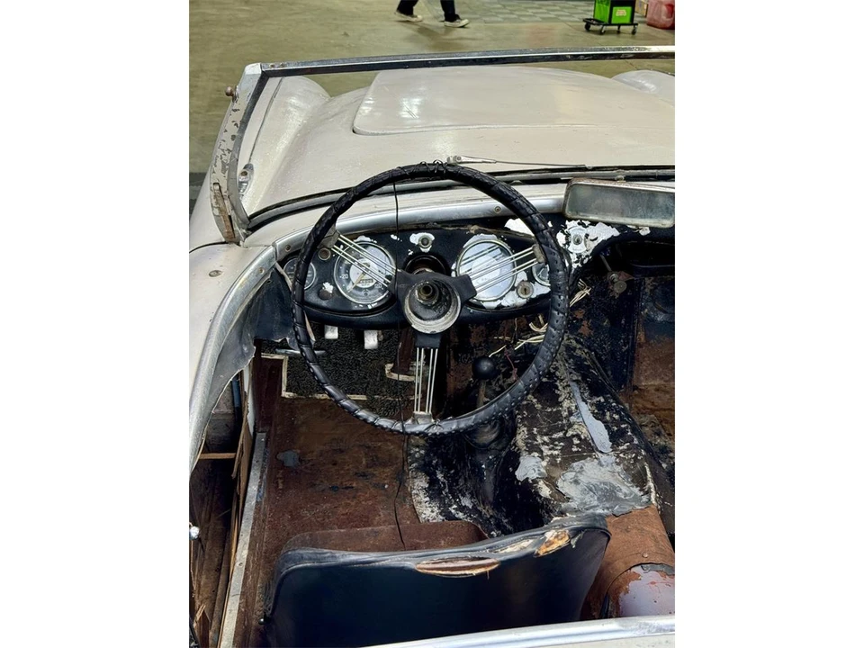 1953 Austin-Healey 100 - Image 29 of 31