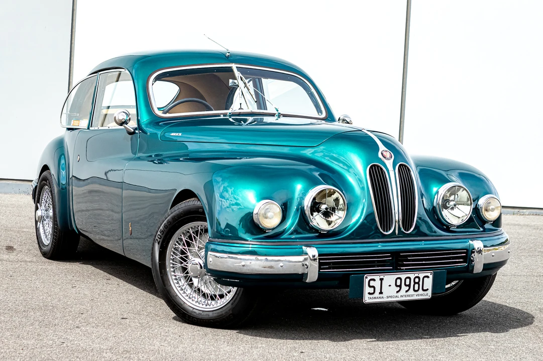 1953 Bristol - Image 2 of 31