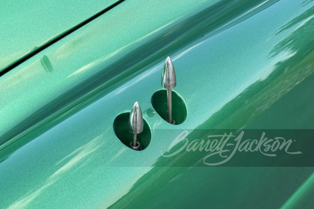 1953 Buick Riviera - Image 10 of 31